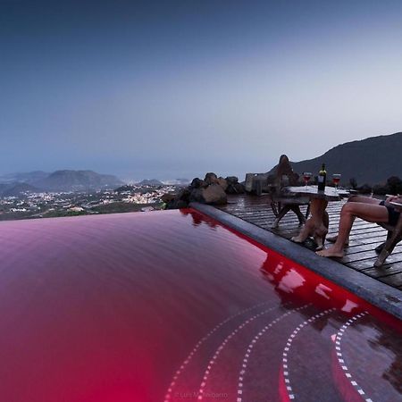 Historic Canarian House, Private Heated Infinity Pool, Bbq, Wifi + Panoramic Ocean Views 阿罗纳 外观 照片