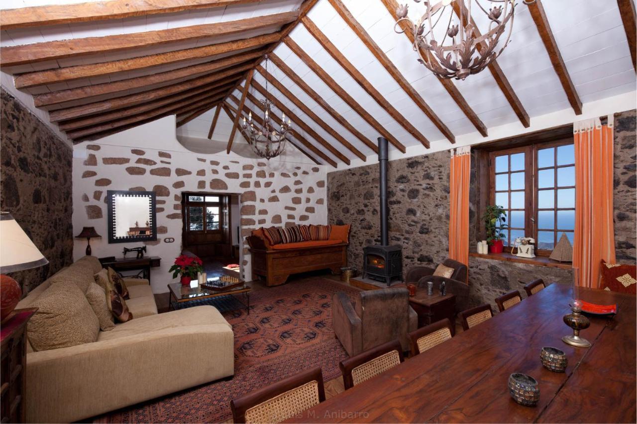 Historic Canarian House, Private Heated Infinity Pool, Bbq, Wifi + Panoramic Ocean Views 阿罗纳 外观 照片